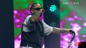 Poetik + Melodownz live at the 2019 Pacific Music Awards