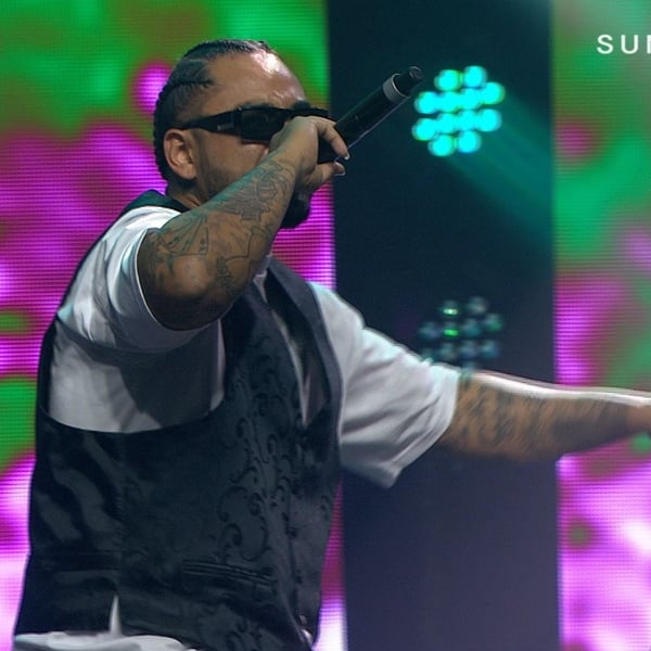 Poetik + Melodownz live at the 2019 Pacific Music Awards