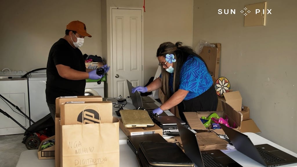 Digitautua Samoan techie Eteroa Lafaele offering free laptops in Auckland