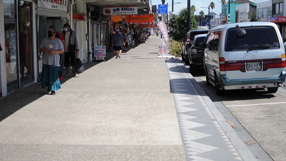 Some of the work that has been completed further down Great South Rd includes wider footpaths, seating, gardens and street lighting. Photo: Supplied.