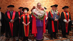 Veteran health consultant receives Honorary Doctorate in Health from Massey University