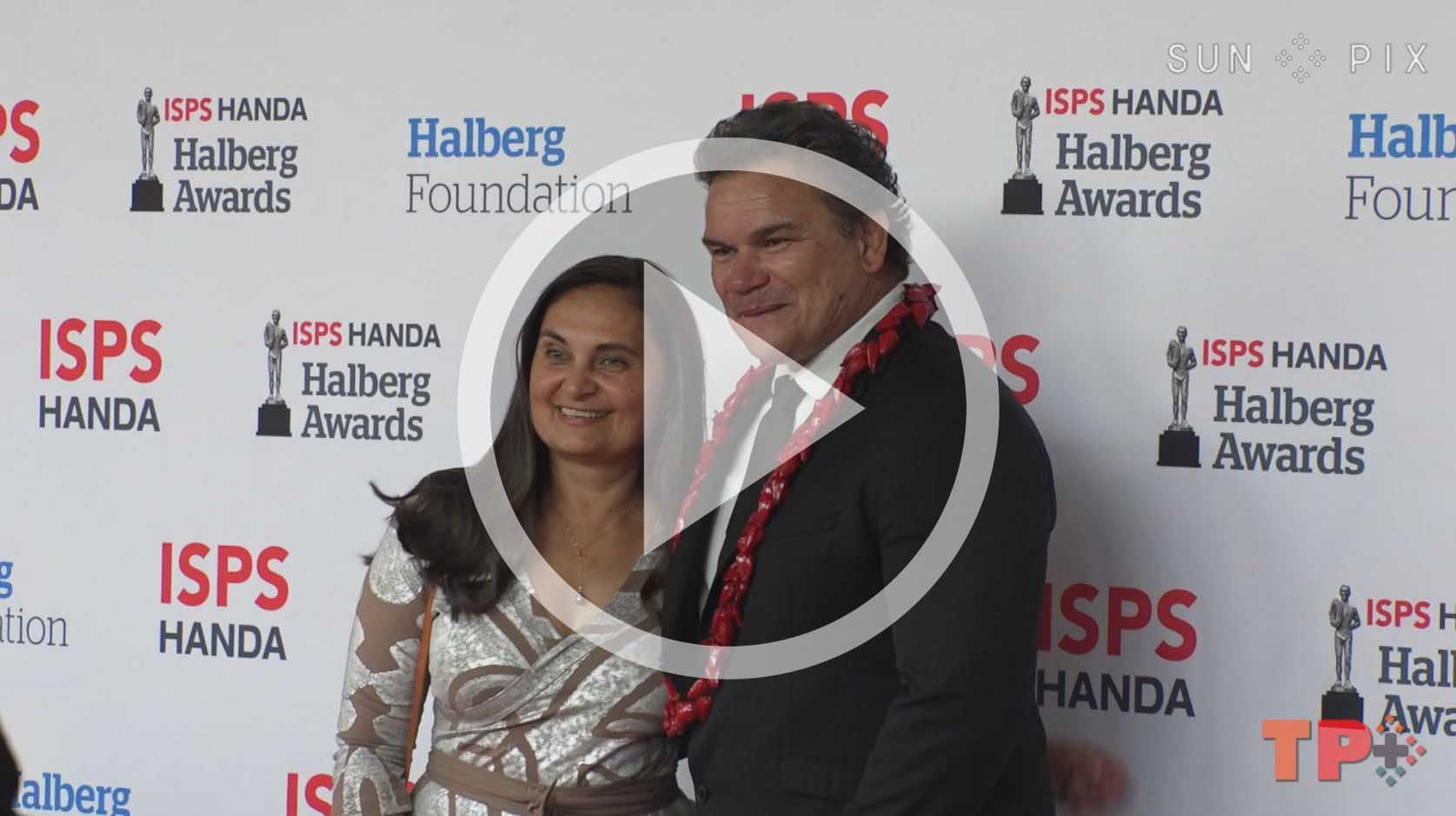 La'auli Sir Michael Jones and wife at the 2021 Halberg Awards