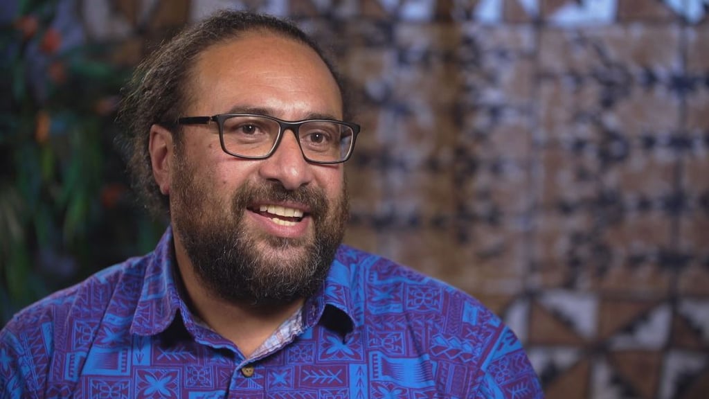 Daren Kamali on his new poetry Vunimaqo and Me