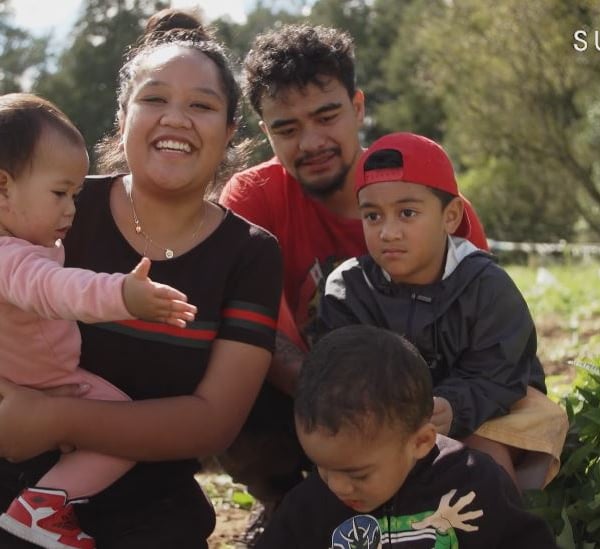 Tongans garden for their community