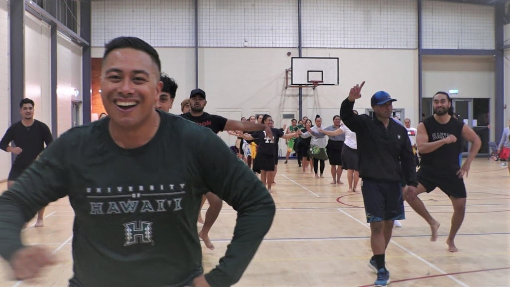 Araura Enua Te Maeva Nui series with Johnson Raela