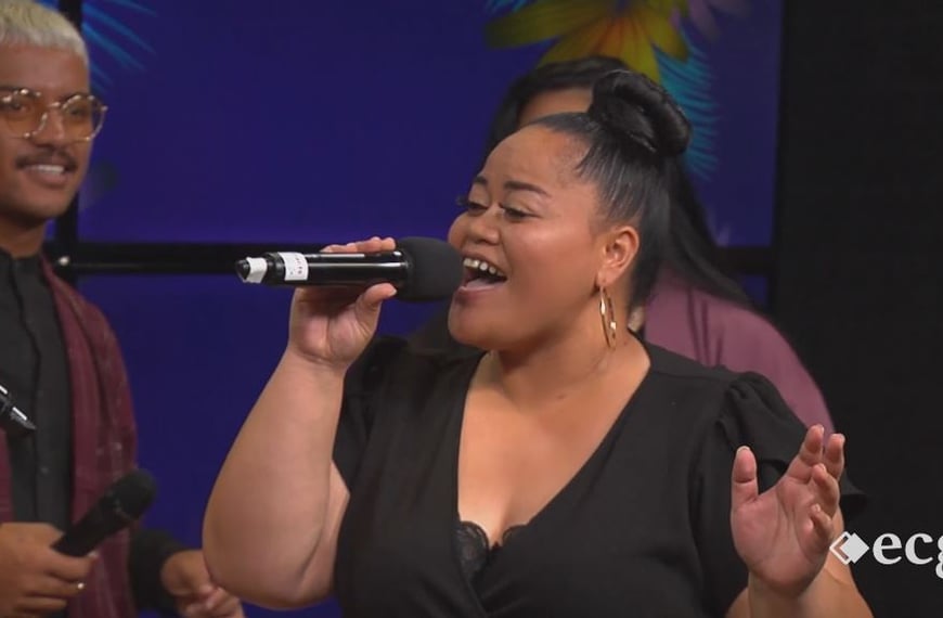 Soul Session: La Coco & The Family sing We Fall Down (Gospel Cover)