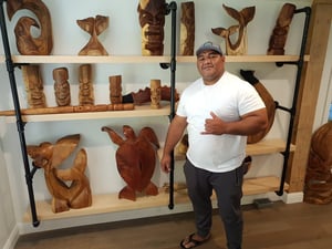 Fourth generation Tongan carver shaping history