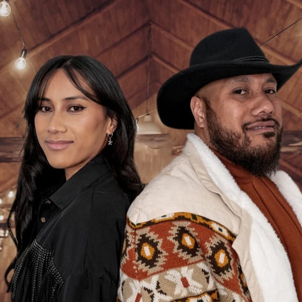 Polynesian duo ‘The Mitis’ give country music a tropical twist