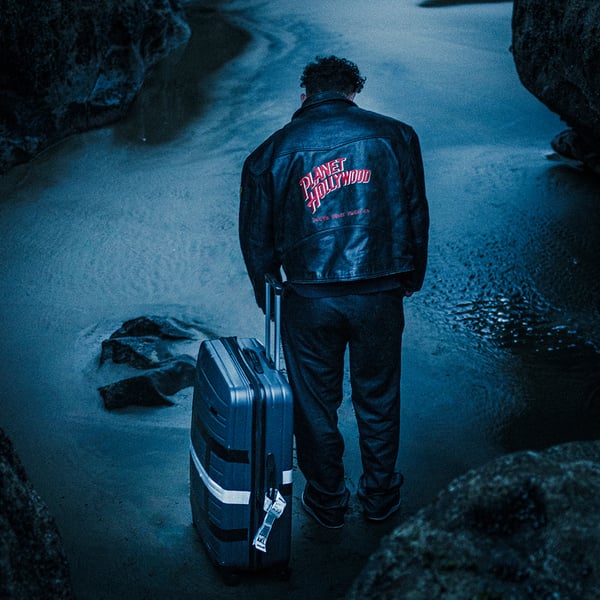 Award winning R&B artist Sam V returns with his 7-track project, You Left Your Things here