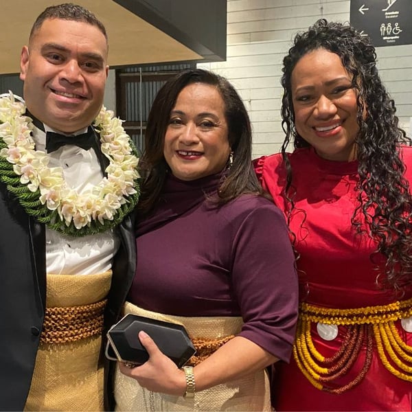 Tongan journalist takes top award for Pasifika story-tellers