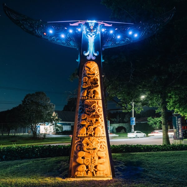 Sculpture takes flight at South Auckland library