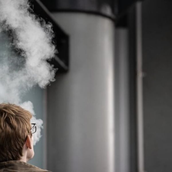 Vape and liquor stores pair up in Auckland despite opposition