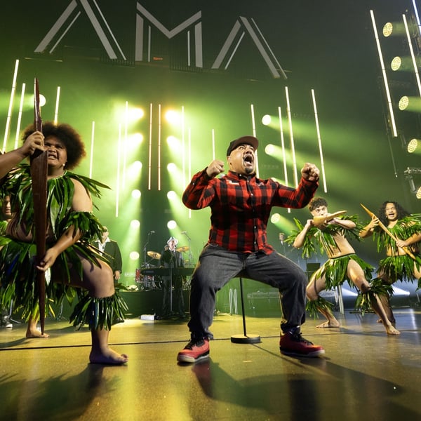 Music legend pays homage to his Niuean Roots in collecting Lifetime Achievement Award